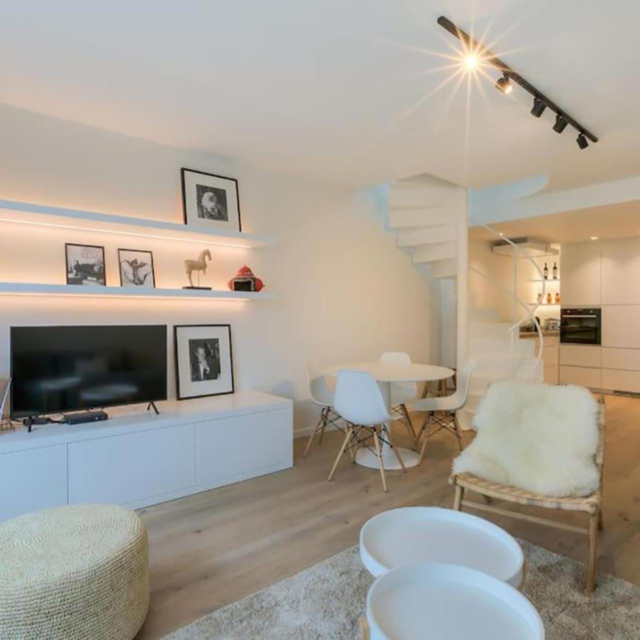 Anchor Lodge Antwerp Unique Appartment View Mas! Dış mekan fotoğraf